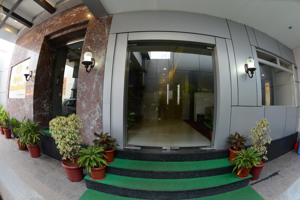 Hotel Ayush International Мангалор Экстерьер фото