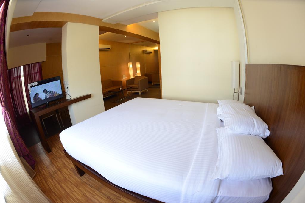 Hotel Ayush International Мангалор Номер фото